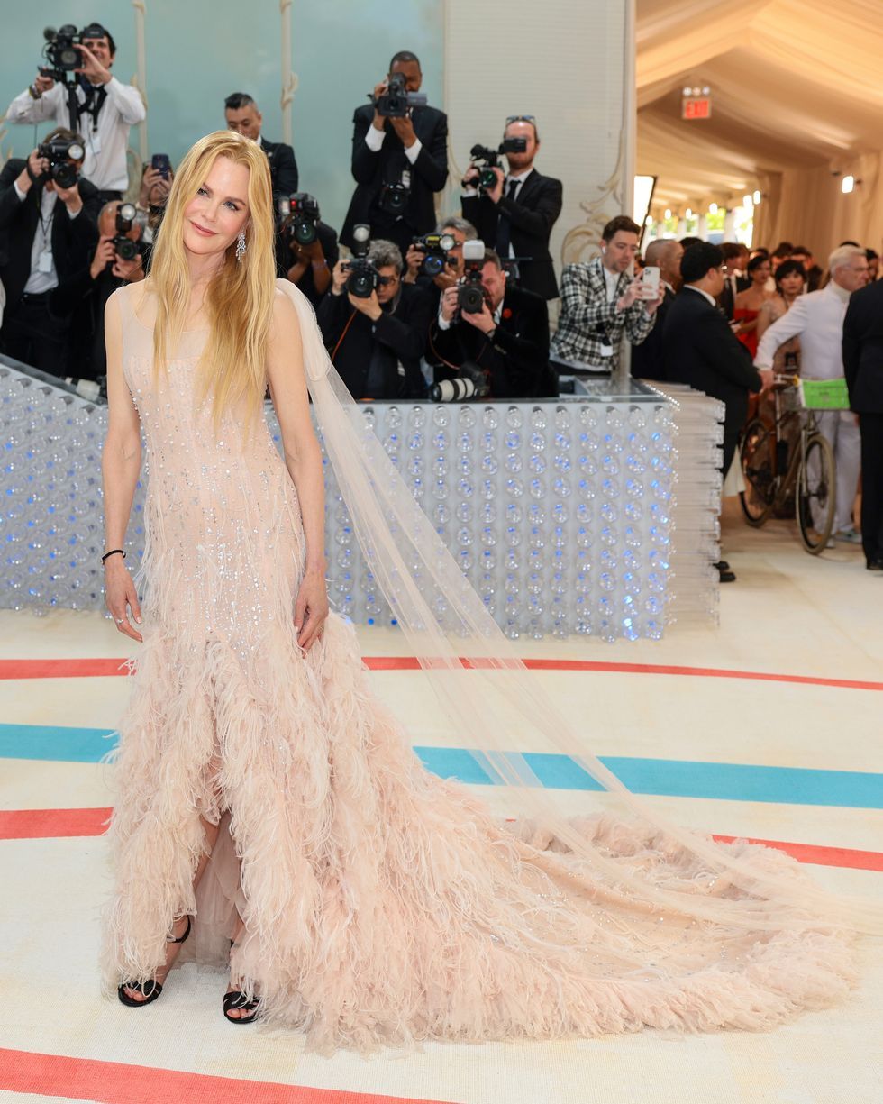 Nicole Kidman in Chanel Couture 2004